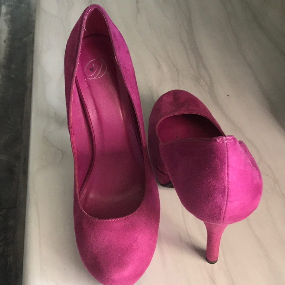 Shoe